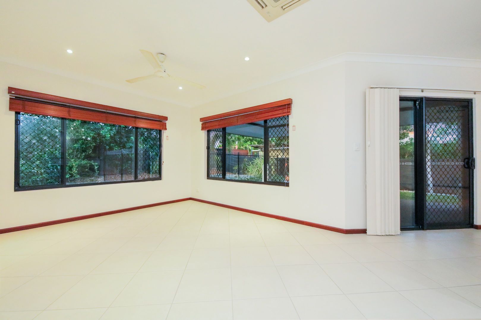 7 Allcorn Street, Farrar NT 0830, Image 2