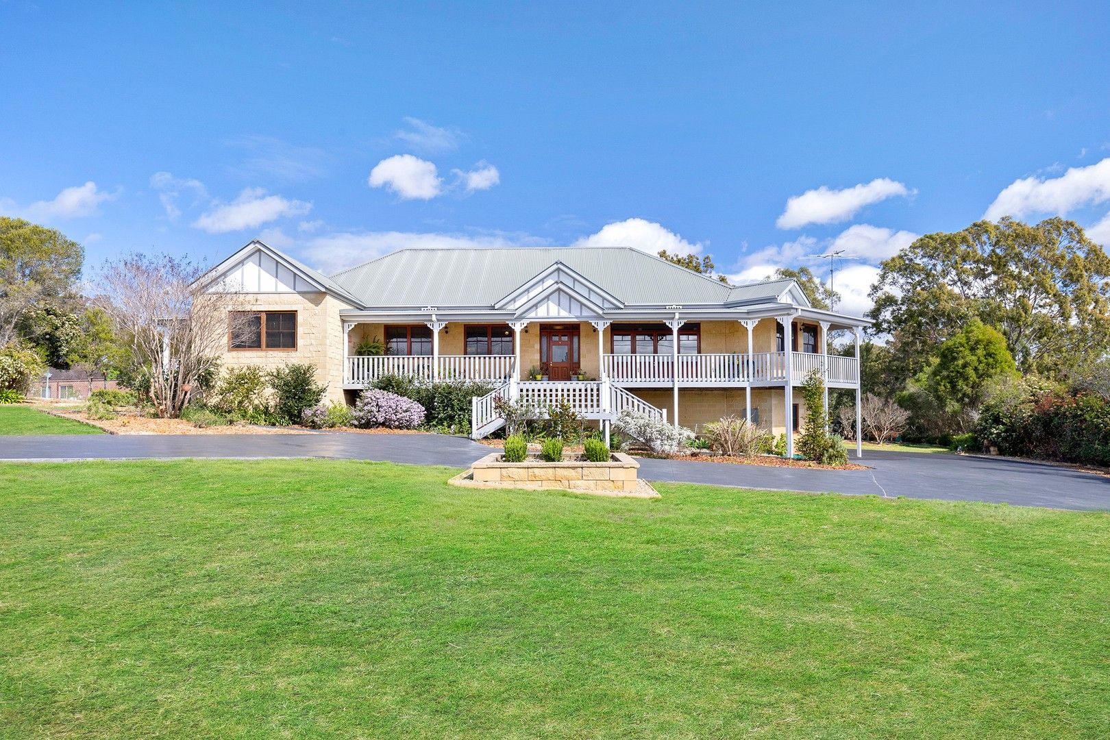 9 Sickles Drive, Grasmere NSW 2570, Image 0