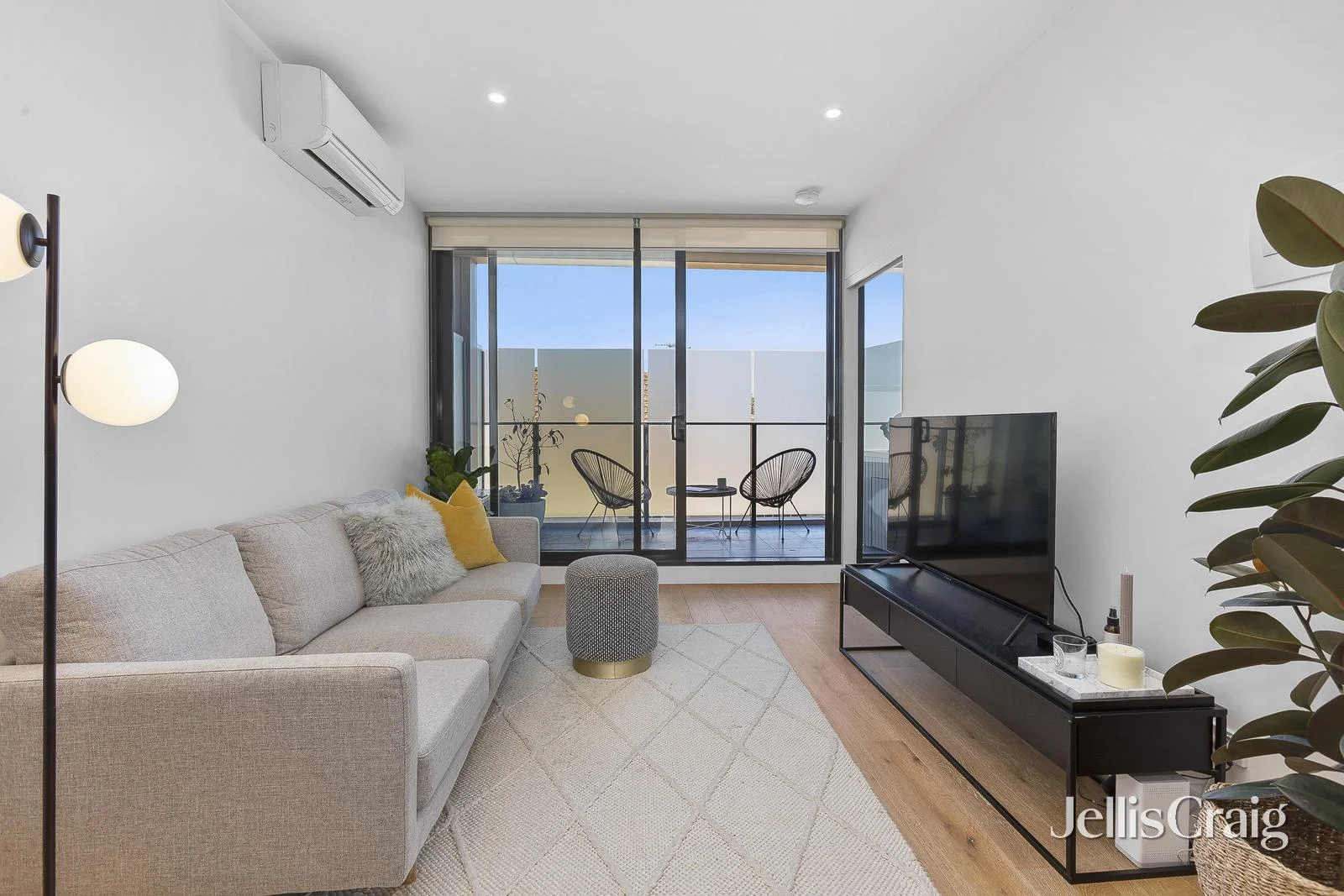 Additional image 3 of 207/2 Kingsley Street, Elwood VIC 3184