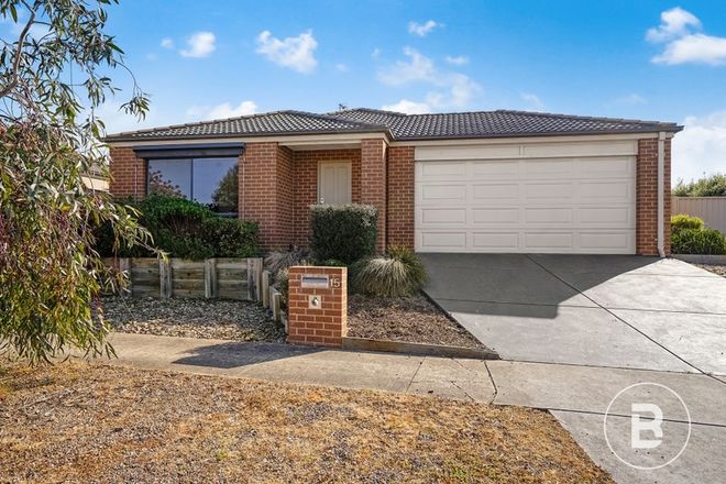 Picture of 15 Barley Sheaf Drive, MINERS REST VIC 3352