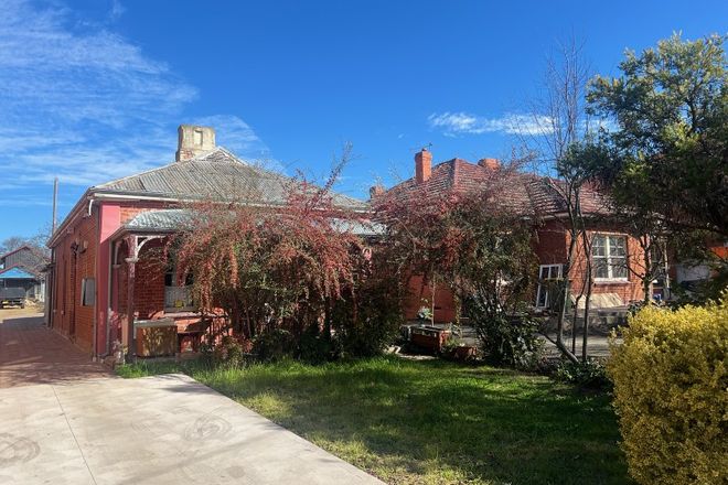 Picture of 212a Russell Street, BATHURST NSW 2795