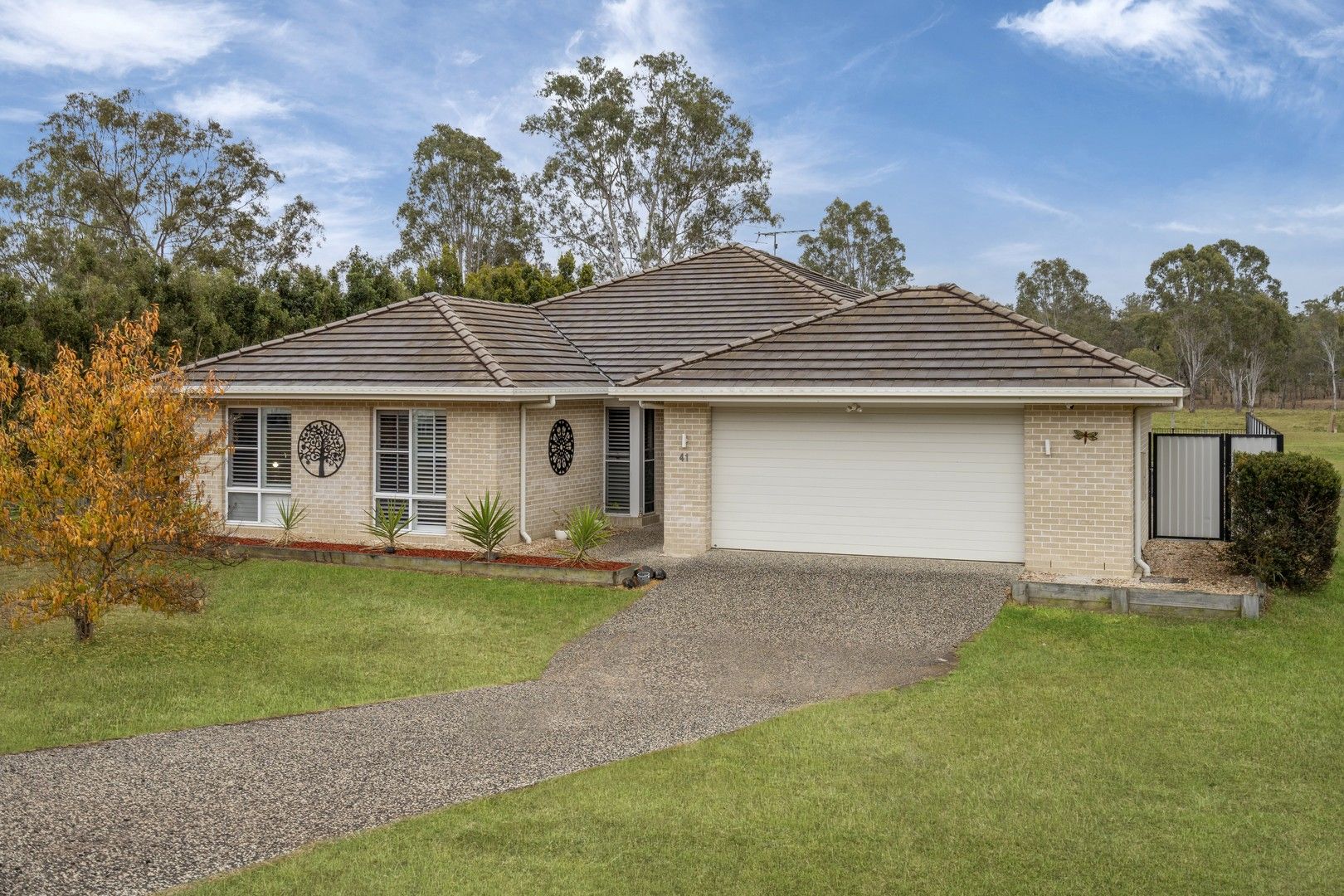 41 Challenge Avenue, Kensington Grove QLD 4341, Image 0