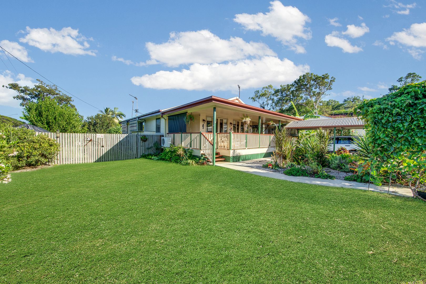 10 Witt Street, West Gladstone QLD 4680, Image 1