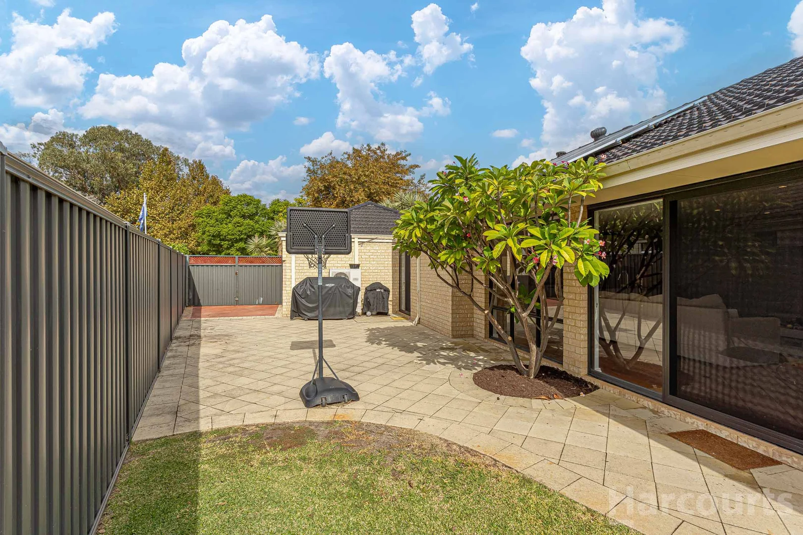 Additional image 22 of 21 Octagon Gardens, Aveley WA 6069