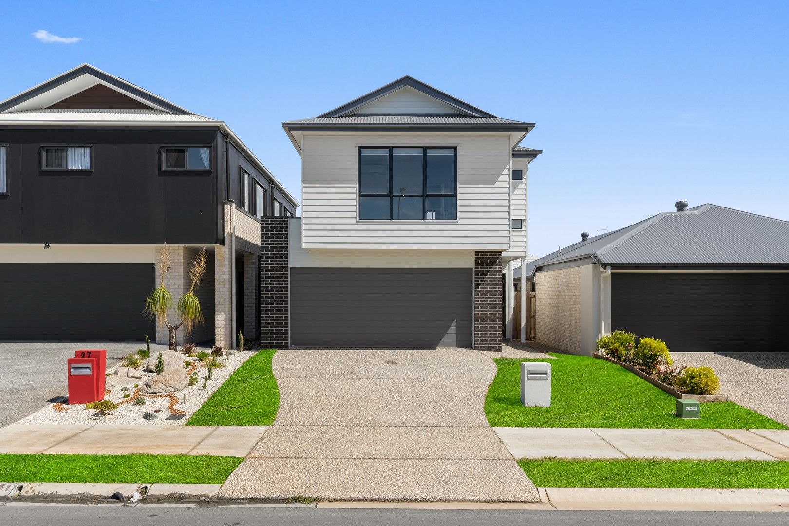 4 bedrooms House in 29 Sutherland Drive STRATHPINE QLD, 4500