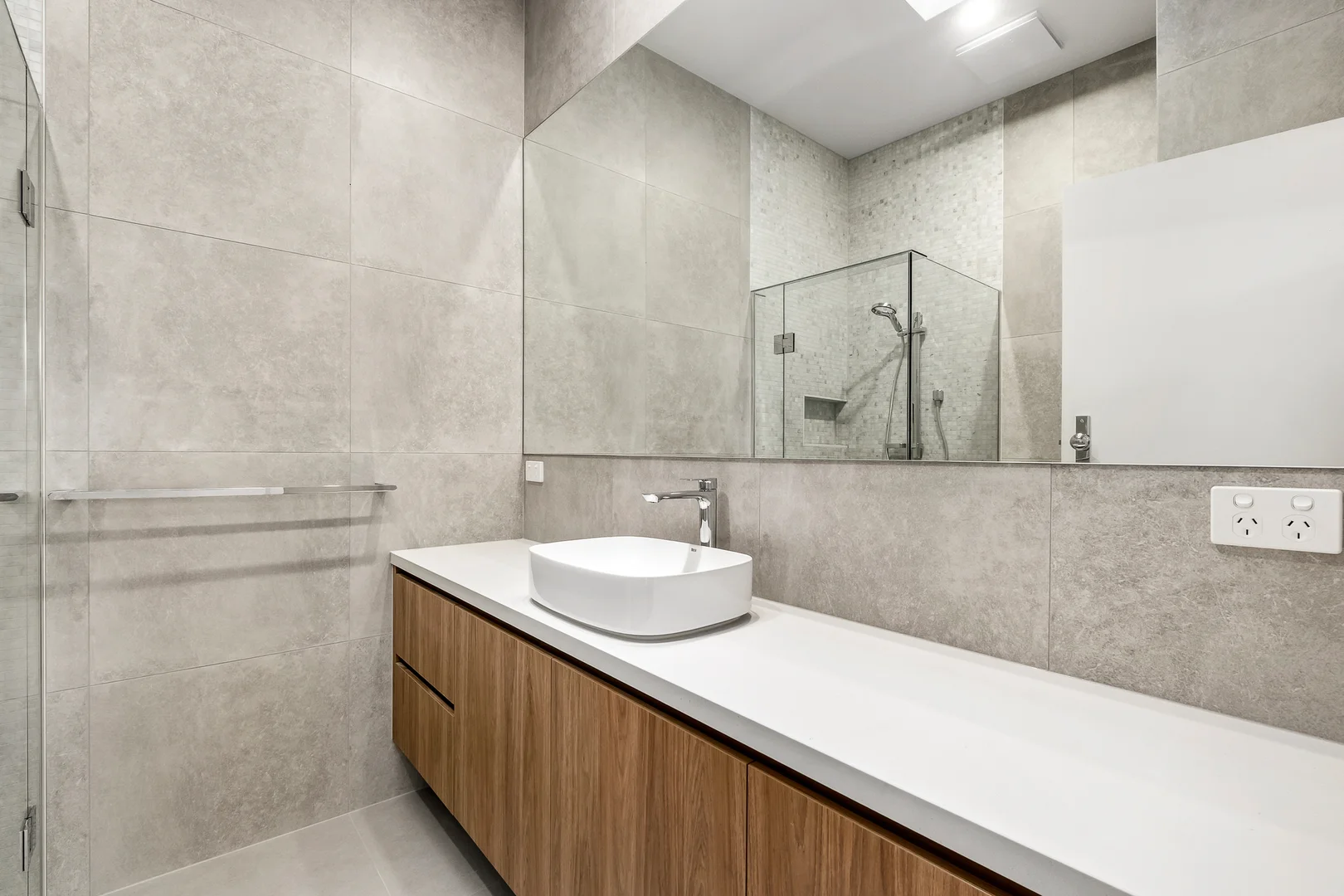 Additional image 8 of 3 Minona Street, Hawthorn VIC 3122