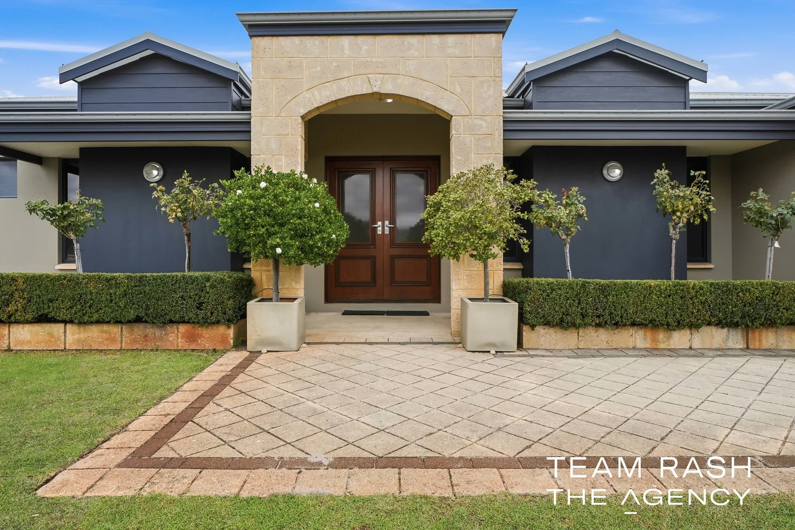 9 Domatia Boulevard, Bennett Springs WA 6063