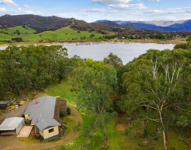 77 Willow Lake Drive, Macs Cove VIC 3723