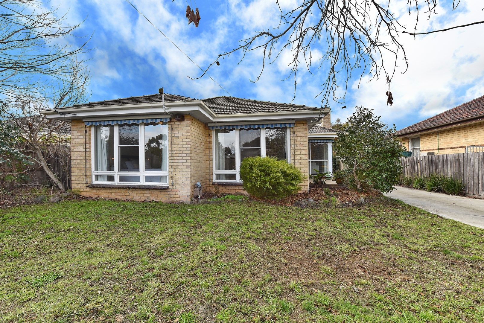 10 Burns Grove, Kingsbury VIC 3083, Image 0