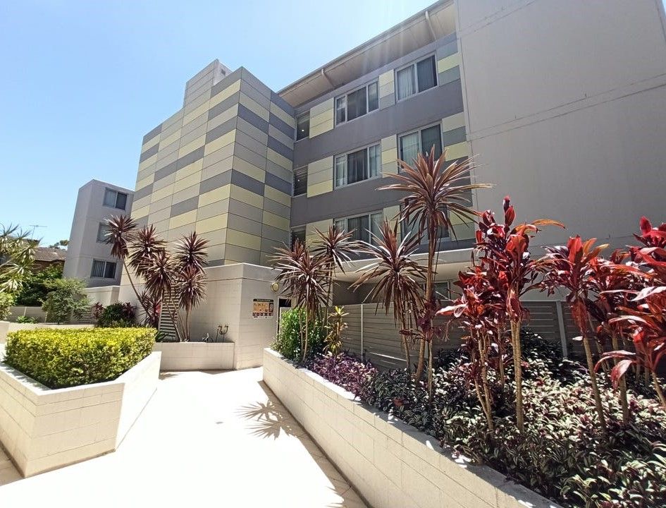2 bedrooms Apartment / Unit / Flat in 205/5 Wilga St BURWOOD NSW, 2134