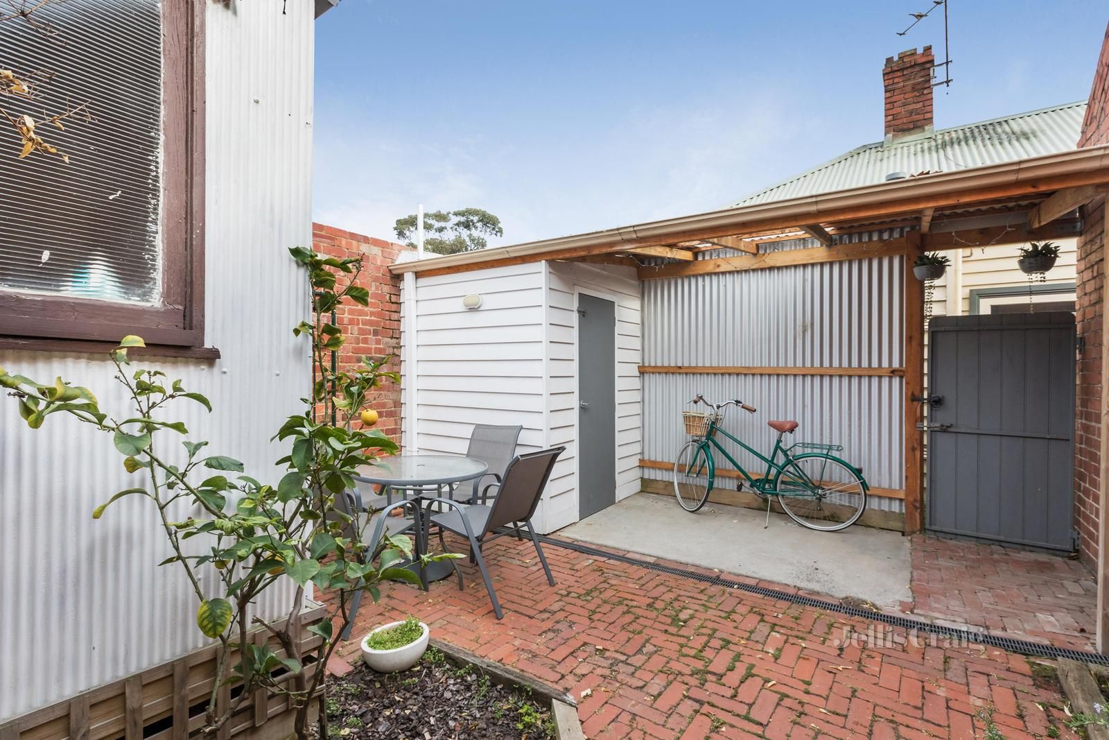 134 Victoria Avenue, Albert Park VIC 3206, Image 2