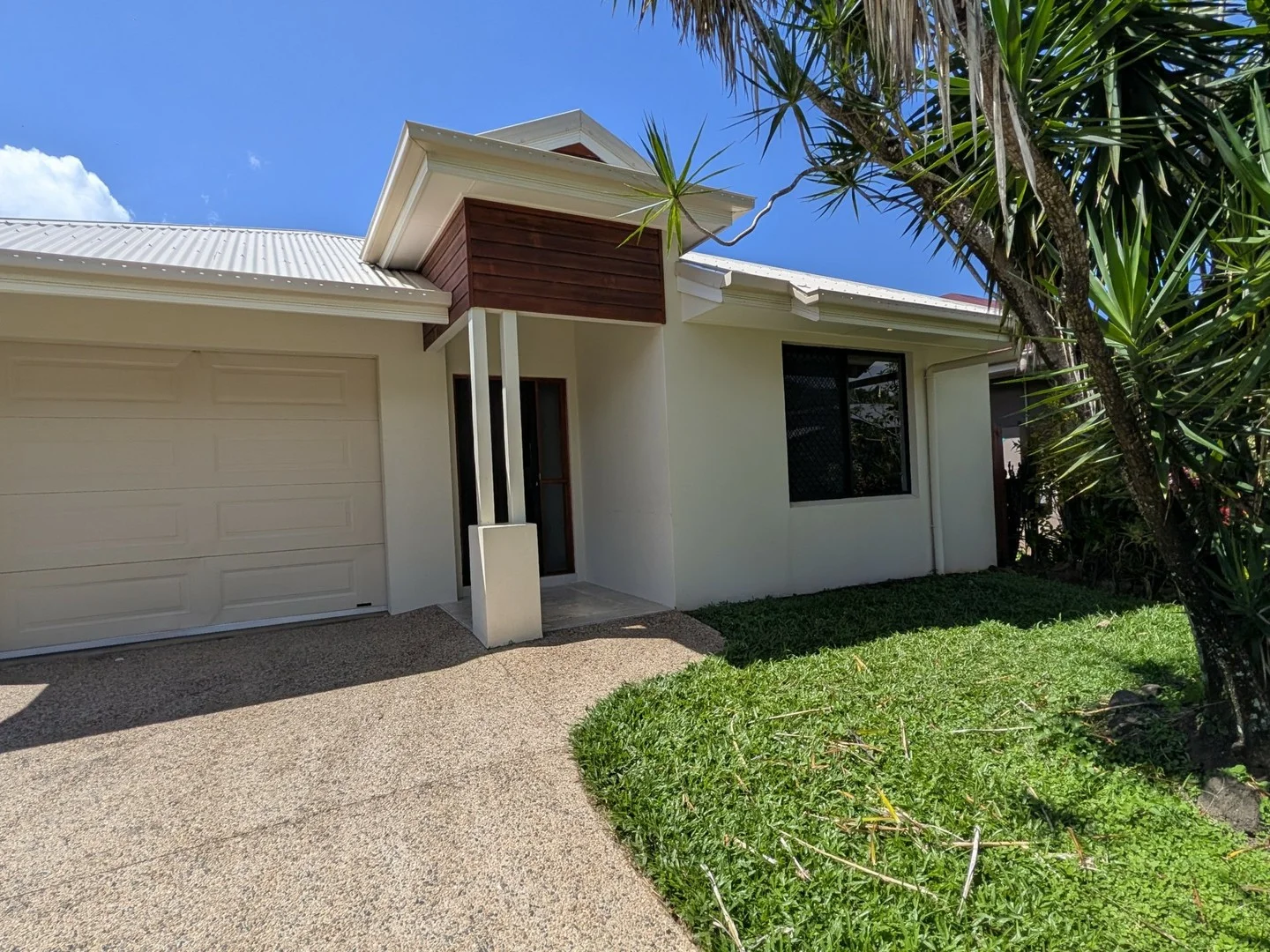 33 Woodrose Drive, Mount Sheridan QLD 4868