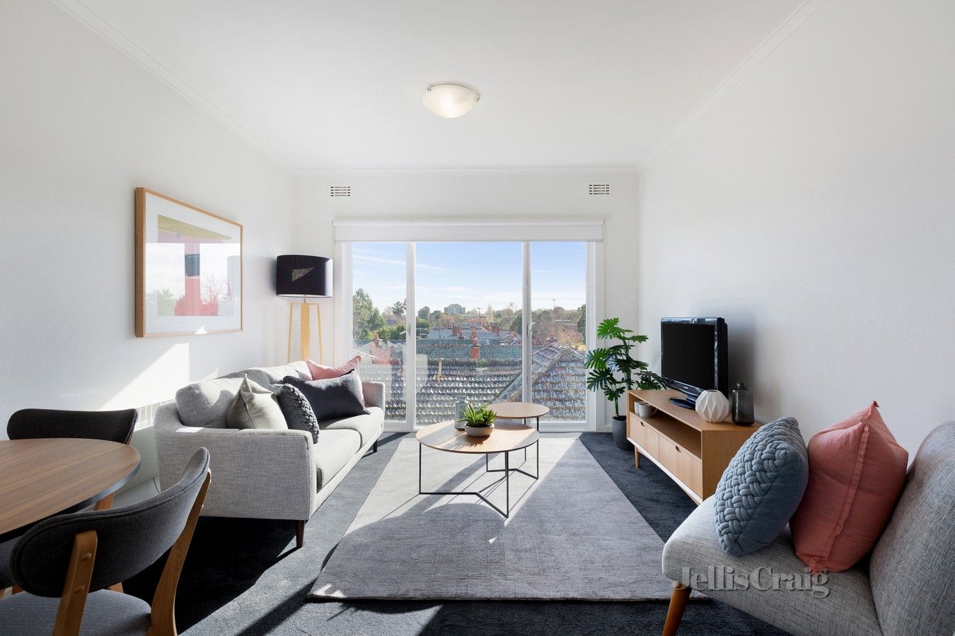 2 bedrooms Apartment / Unit / Flat in 10/3-5 Chomley Street PRAHRAN VIC, 3181