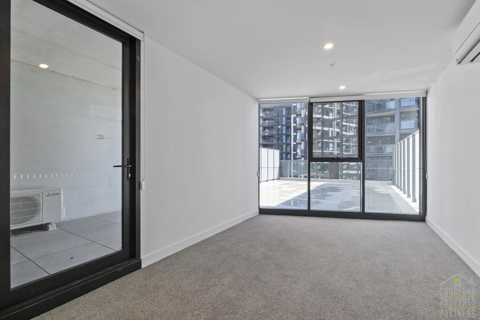 Additional image 4 of 604/2 Furzer Street, Phillip ACT 2606