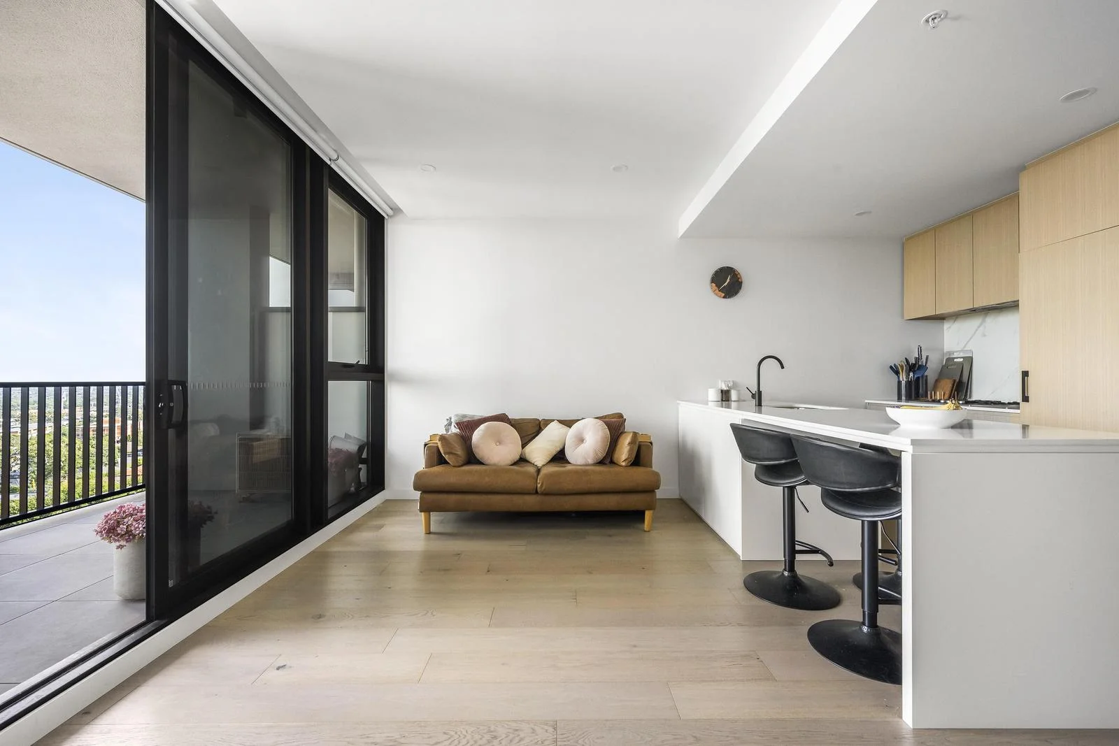 Primary image of 1001c/45 Linden Avenue, Ivanhoe VIC 3079