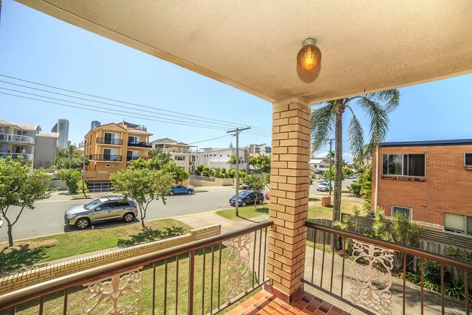 Additional image 7 of 2/42 Sunbrite Avenue, Mermaid Beach QLD 4218