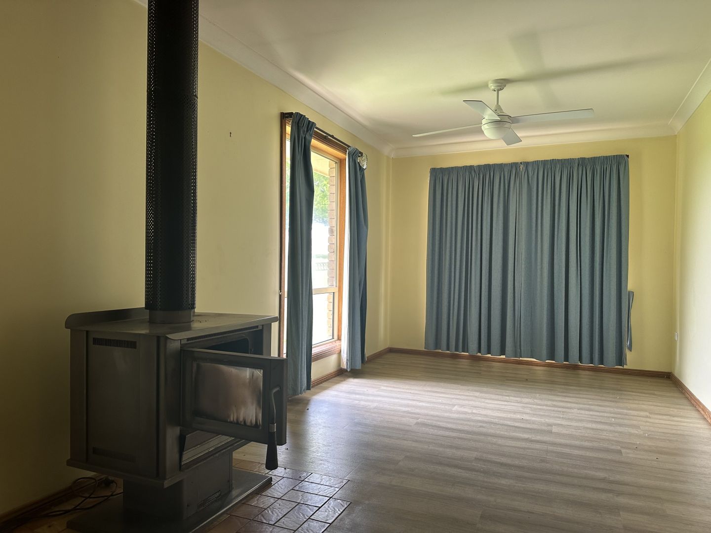 15 Walteela Road, Tumbarumba NSW 2653 House For Rent 420 Domain