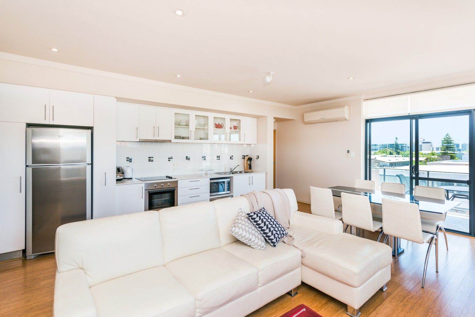 2 bedrooms Apartment / Unit / Flat in 503/48-50 Outram Street WEST PERTH WA, 6005
