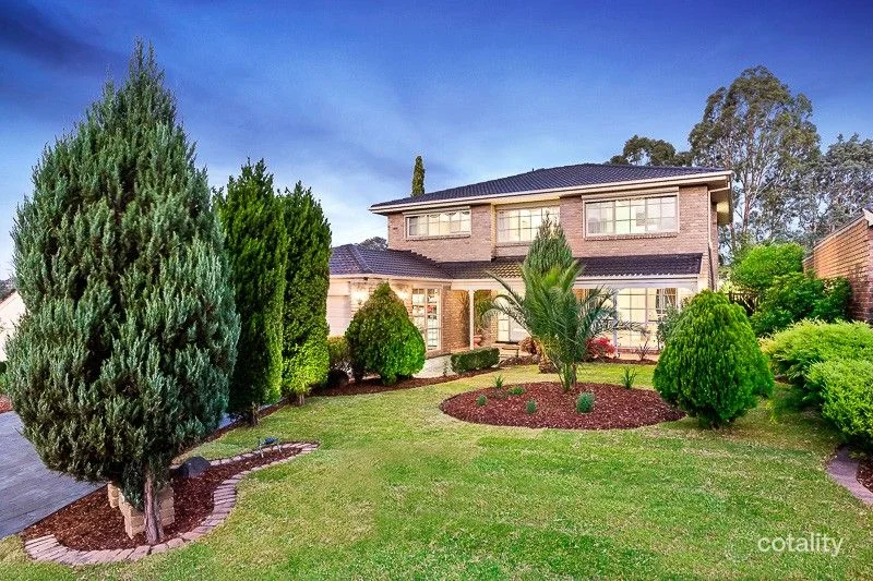 54 Newlands Crescent, Doncaster East VIC 3109