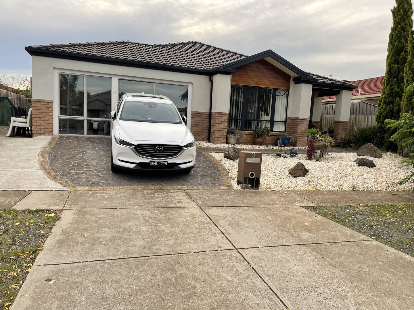 4 bedrooms House in 3 loire close HOPPERS CROSSING VIC, 3029