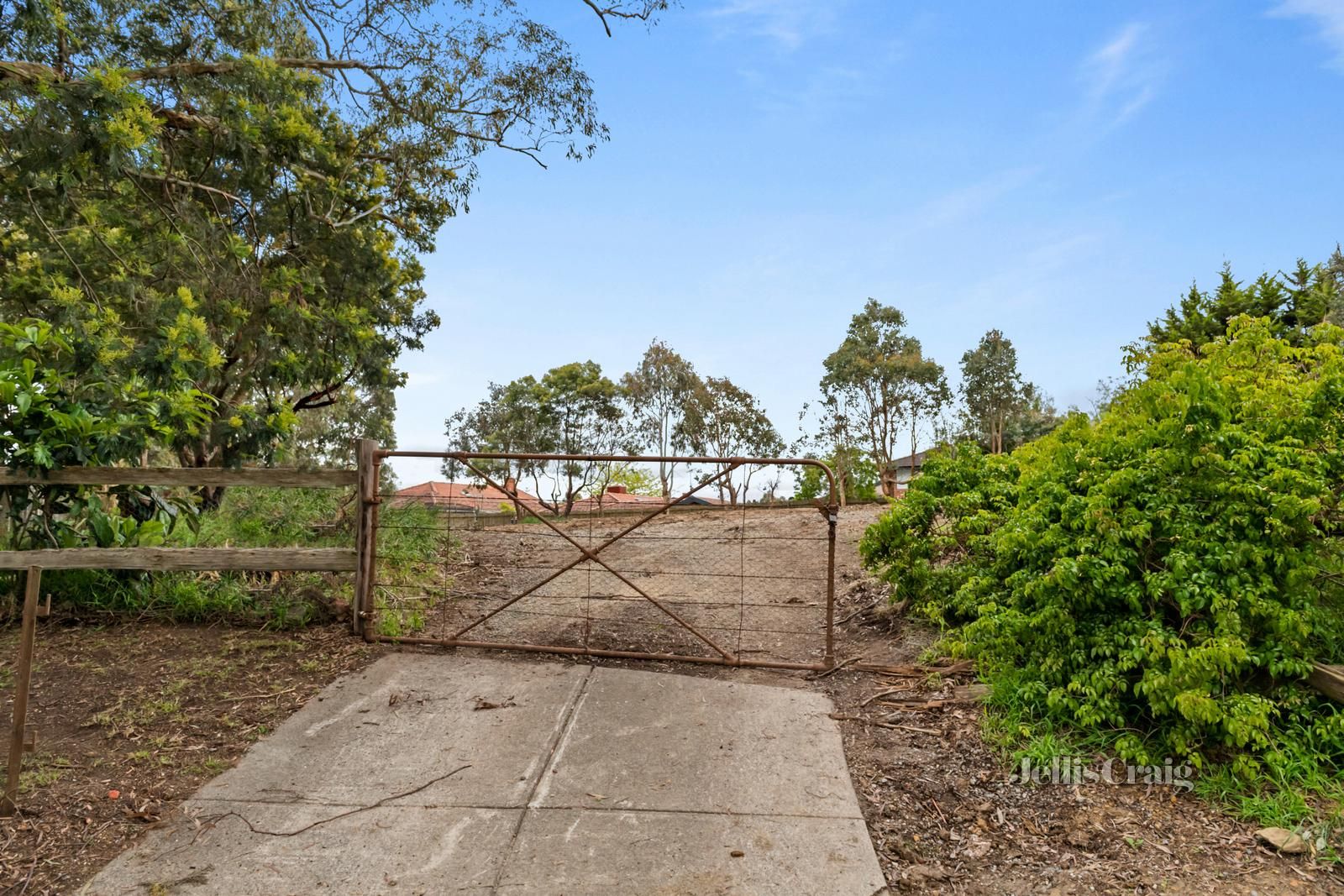 23 Galtymore Close, Warranwood VIC 3134, Image 2