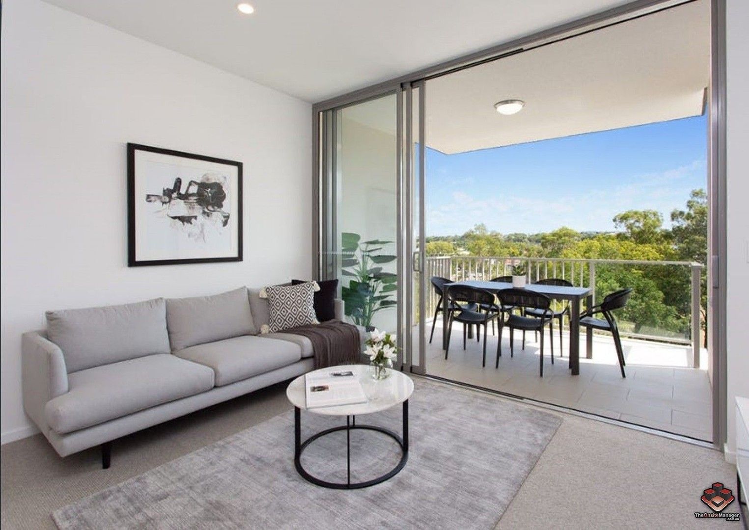 1 bedrooms Apartment / Unit / Flat in  GREENSLOPES QLD, 4120