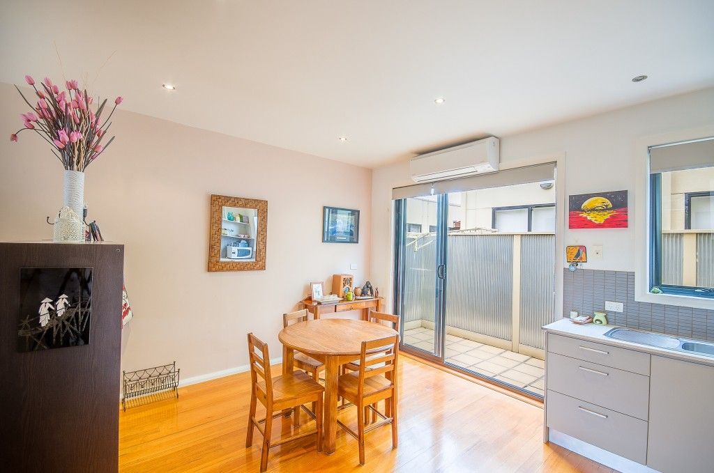 122 Stephen Street, Yarraville VIC 3013, Image 2