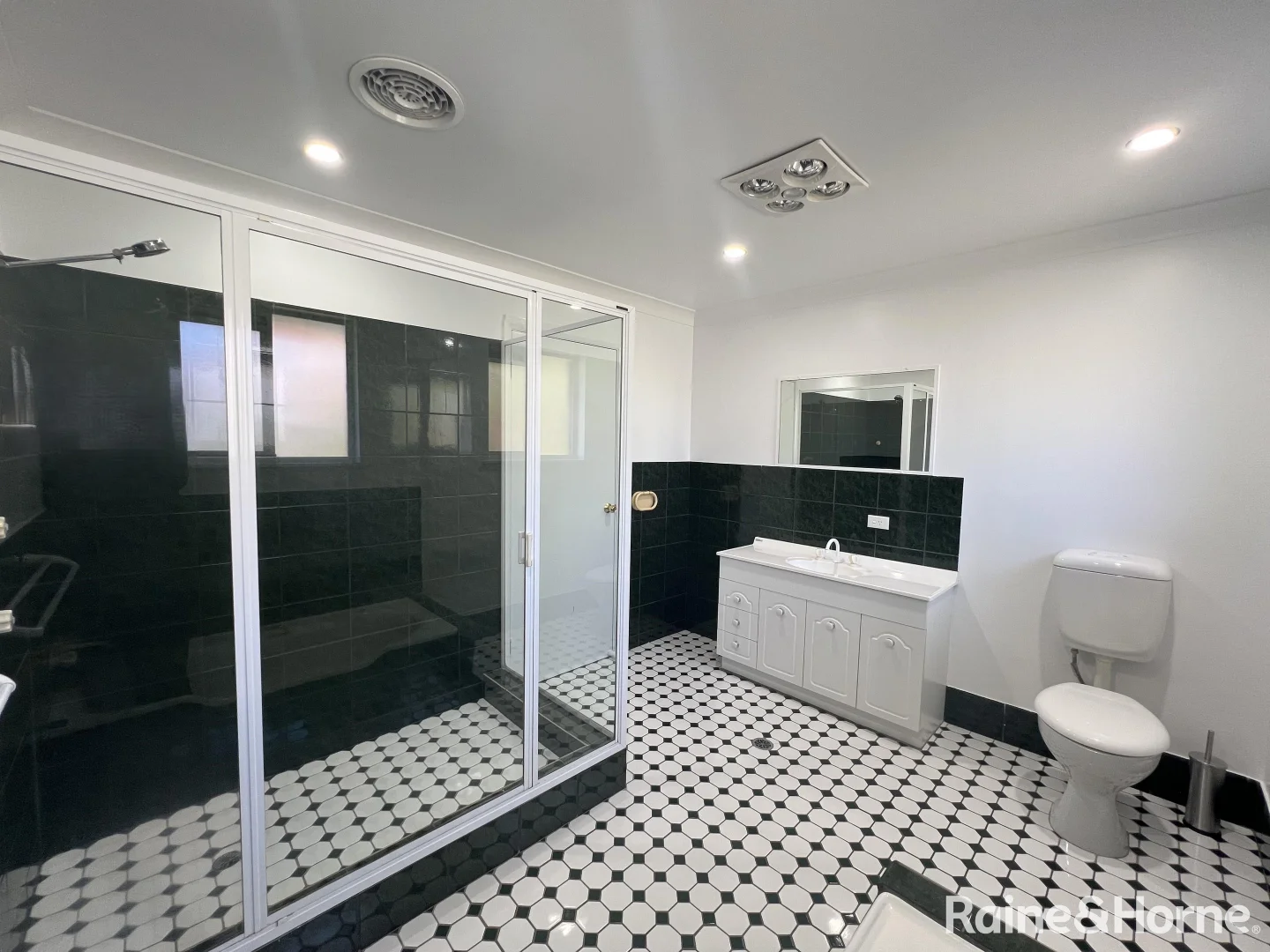 Additional image 14 of 6 Gilliana Place, Orange NSW 2800