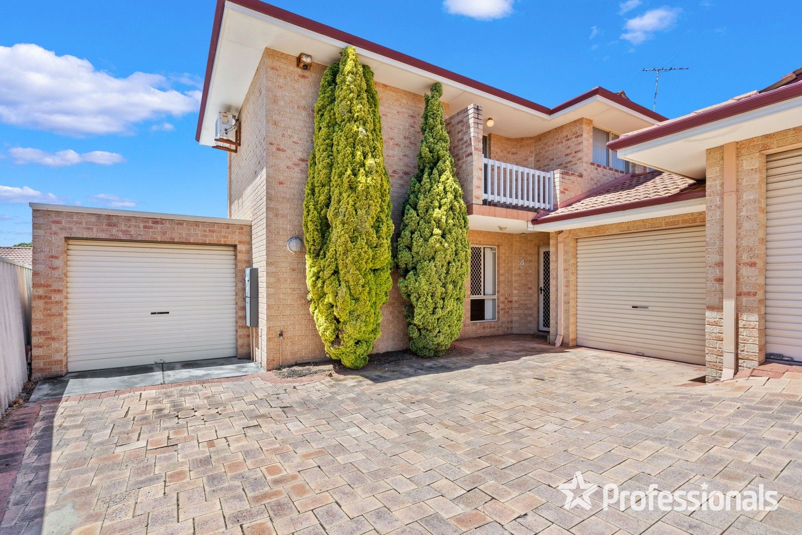 3 bedrooms House in 4/185 Swan Street YOKINE WA, 6060