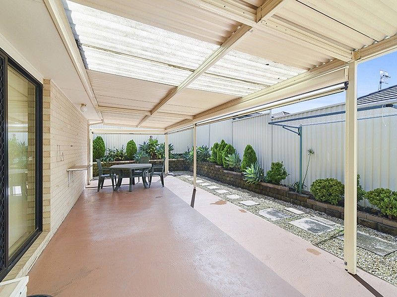 4 Mogo Close, Blue Haven NSW 2262, Image 1