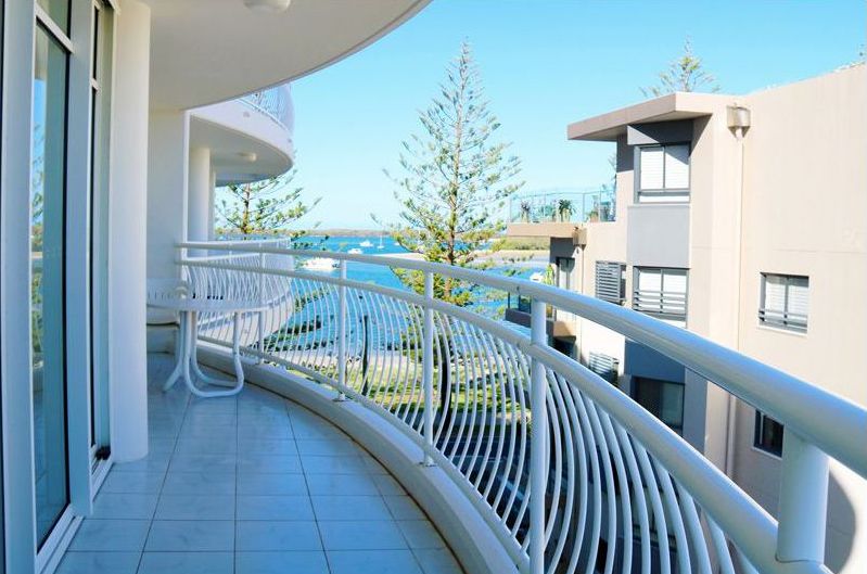 4B/510 Marine Parade, Biggera Waters QLD 4216, Image 2