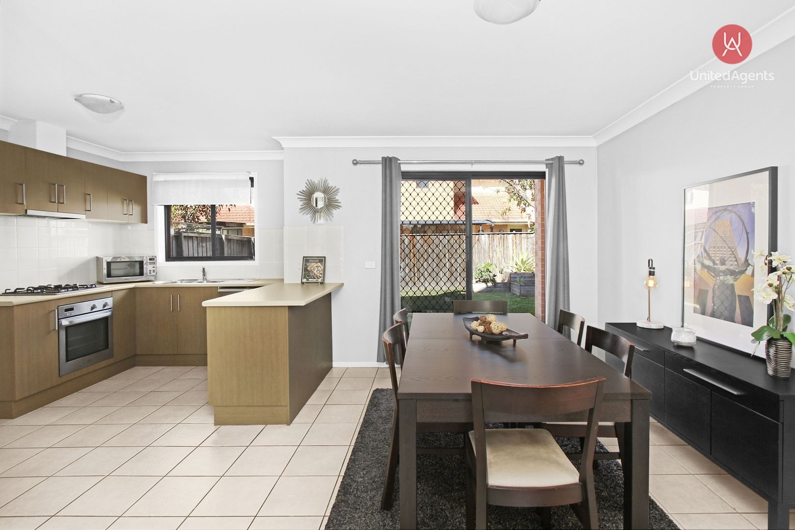 45 Coffs Harbour Avenue, Hoxton Park NSW 2171, Image 2