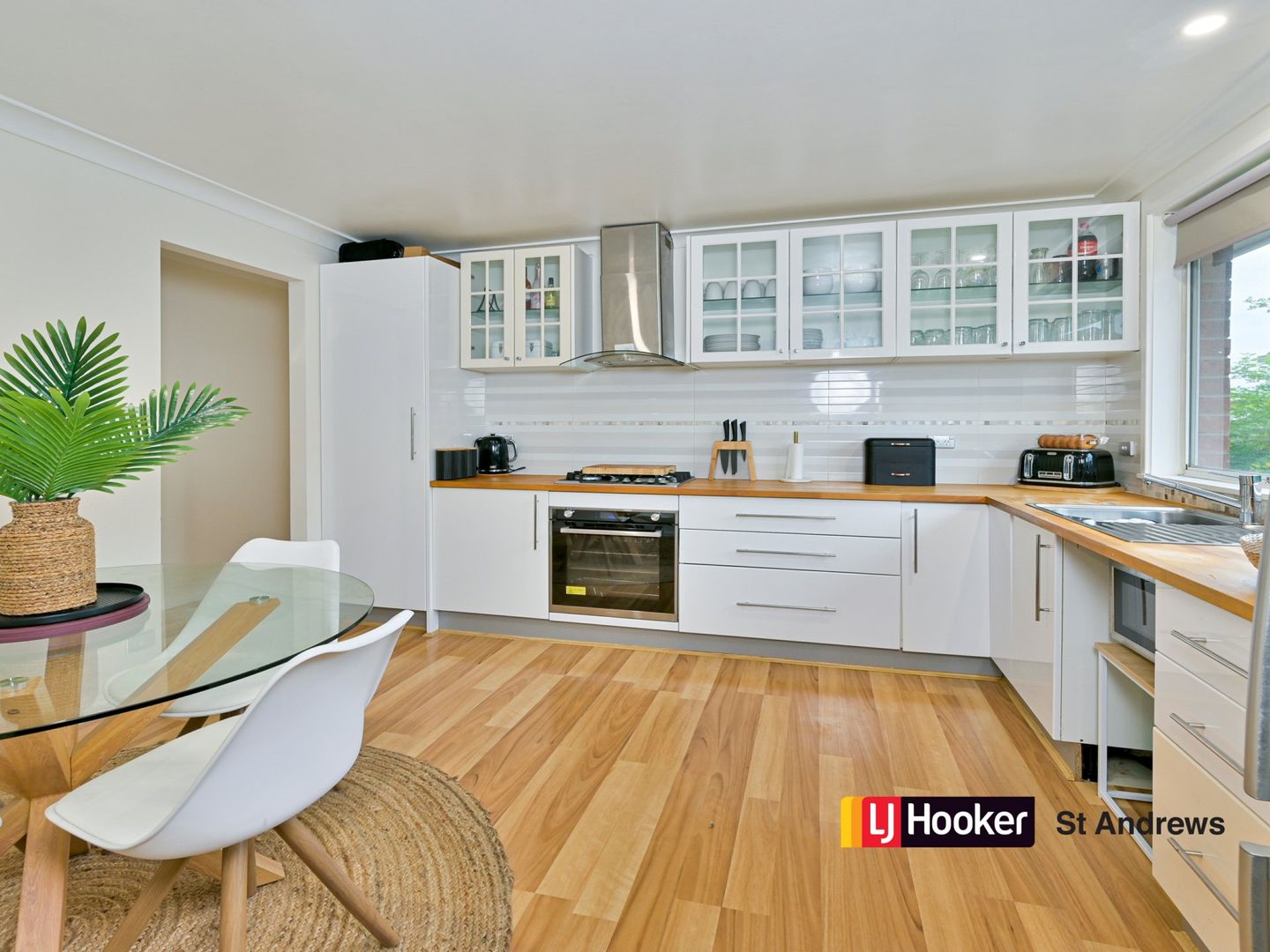 5 Trebbiano Place, Eschol Park NSW 2558, Image 1