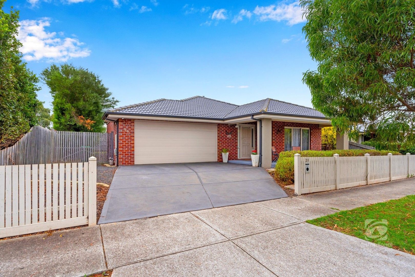 4 bedrooms House in 20 Bridgewater Avenue EYNESBURY VIC, 3338