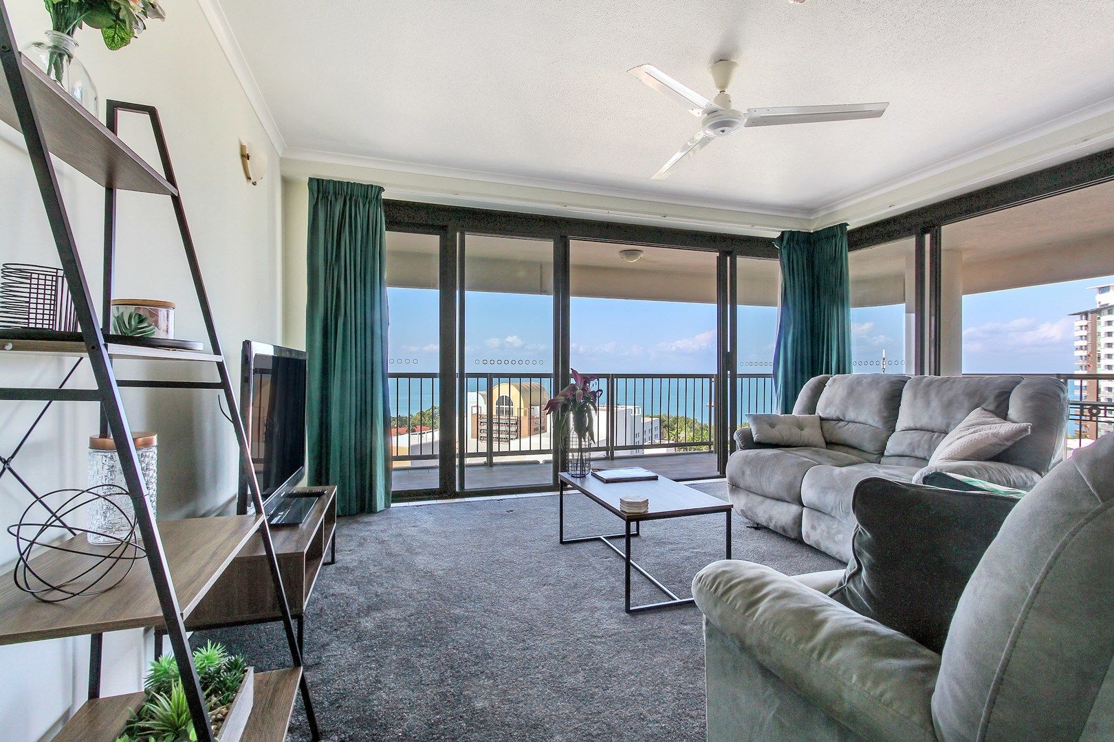 2 bedrooms Apartment / Unit / Flat in 61/93 Smith Street DARWIN CITY NT, 0800