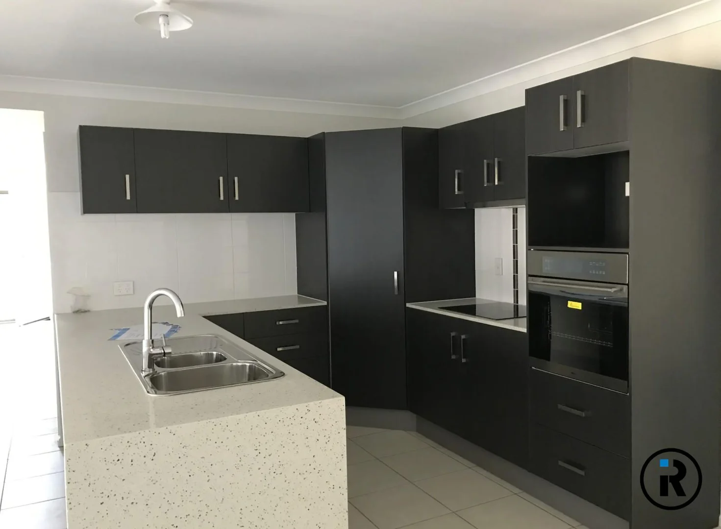 Additional image 2 of 2/122a Queen Street, Goodna QLD 4300