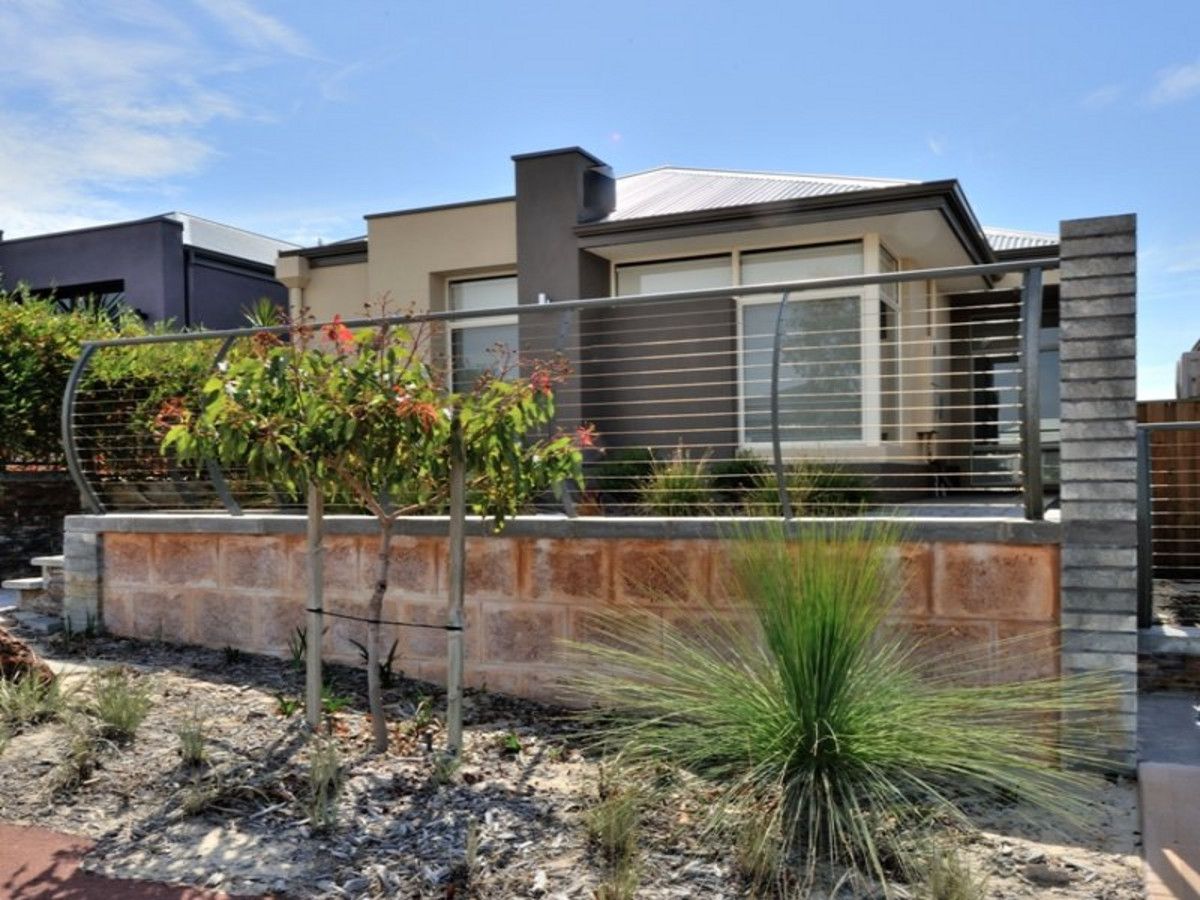3 bedrooms House in 161 Elmridge Parkway ELLENBROOK WA, 6069