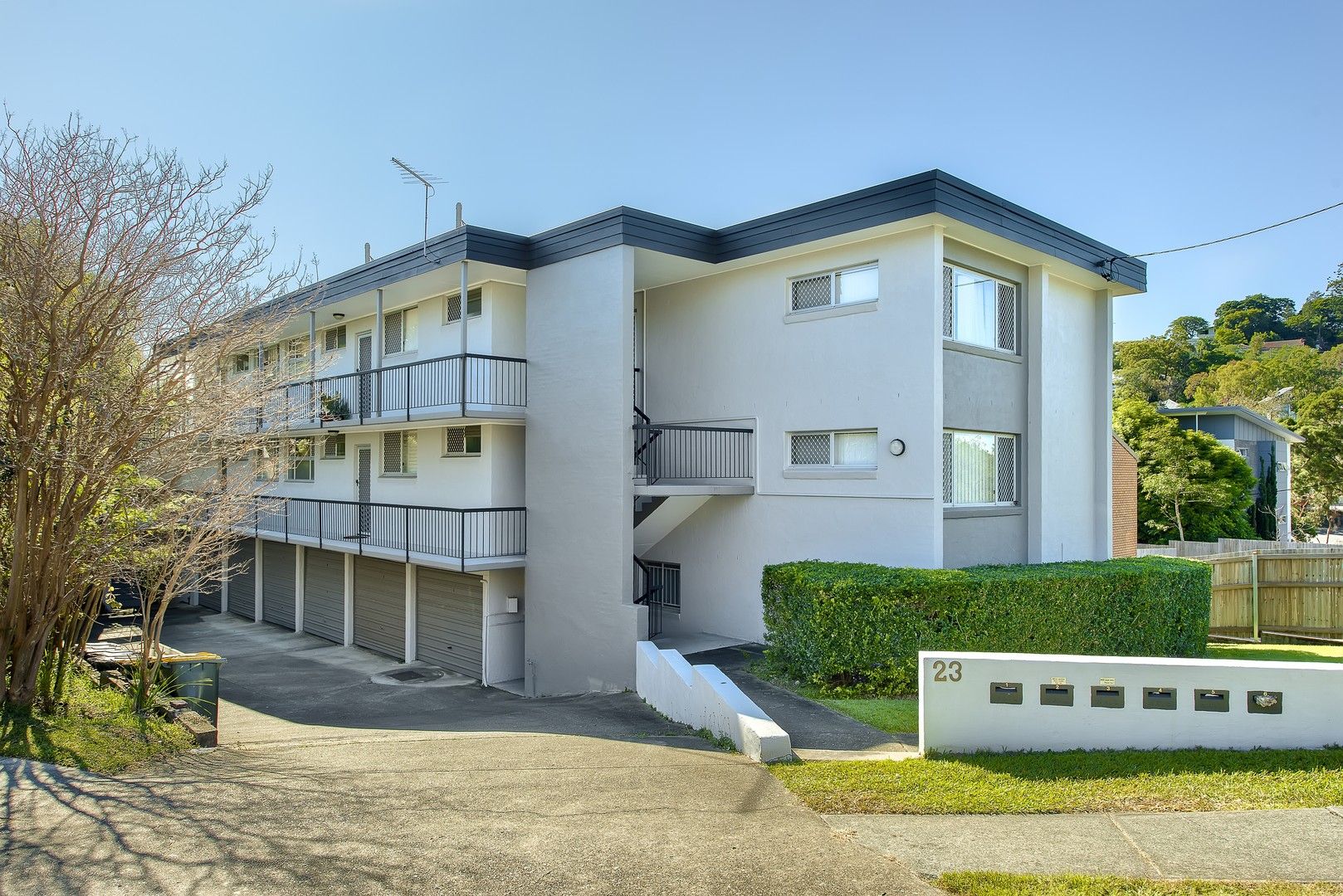 2 bedrooms Apartment / Unit / Flat in 1/23 Erneton Street NEWMARKET QLD, 4051