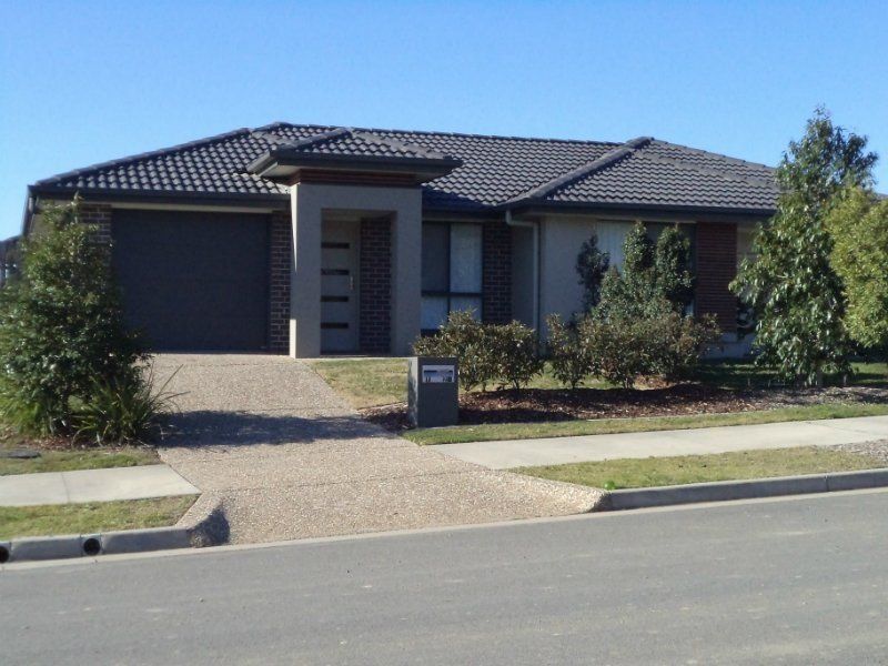 2 bedrooms Semi-Detached in 1/27 Waterhouse Drive WILLOW VALE QLD, 4209