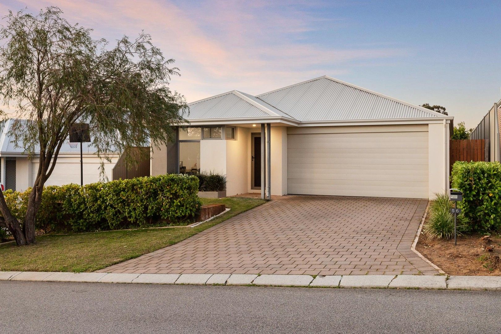 3 bedrooms House in 56 Tiliqua Crescent WANDI WA, 6167