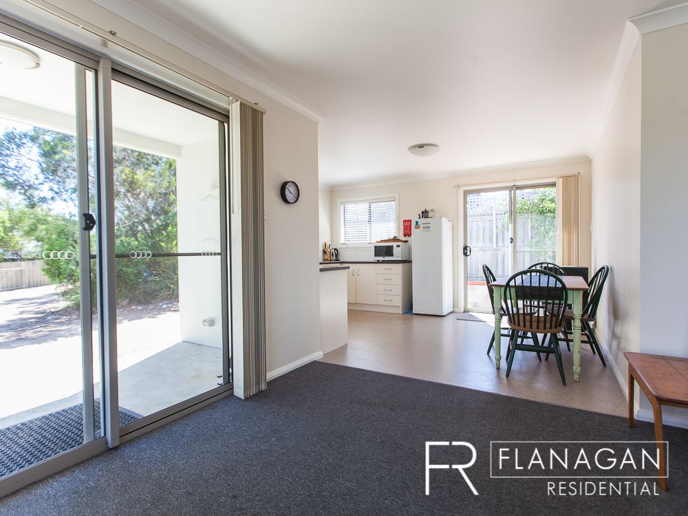 2/7 Silver St, Scamander TAS 7215, Image 2