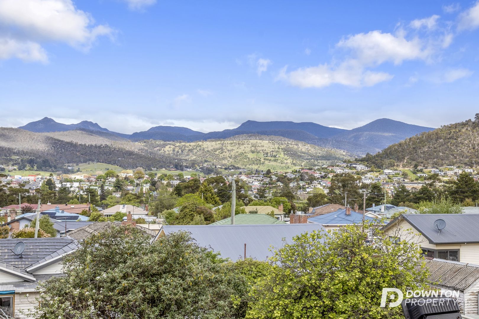 43 Southview Crescent, New Norfolk TAS 7140, Image 1