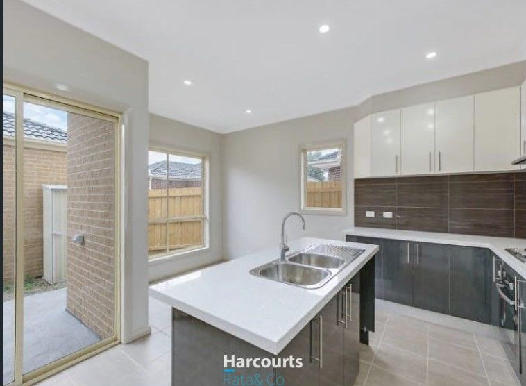 1/4 Rosamond Way, Epping VIC 3076 Townhouse For Rent Domain