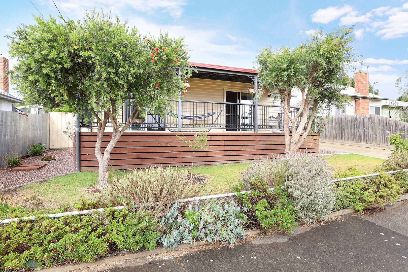 23 Russell Street, Camperdown VIC 3260, Image 2