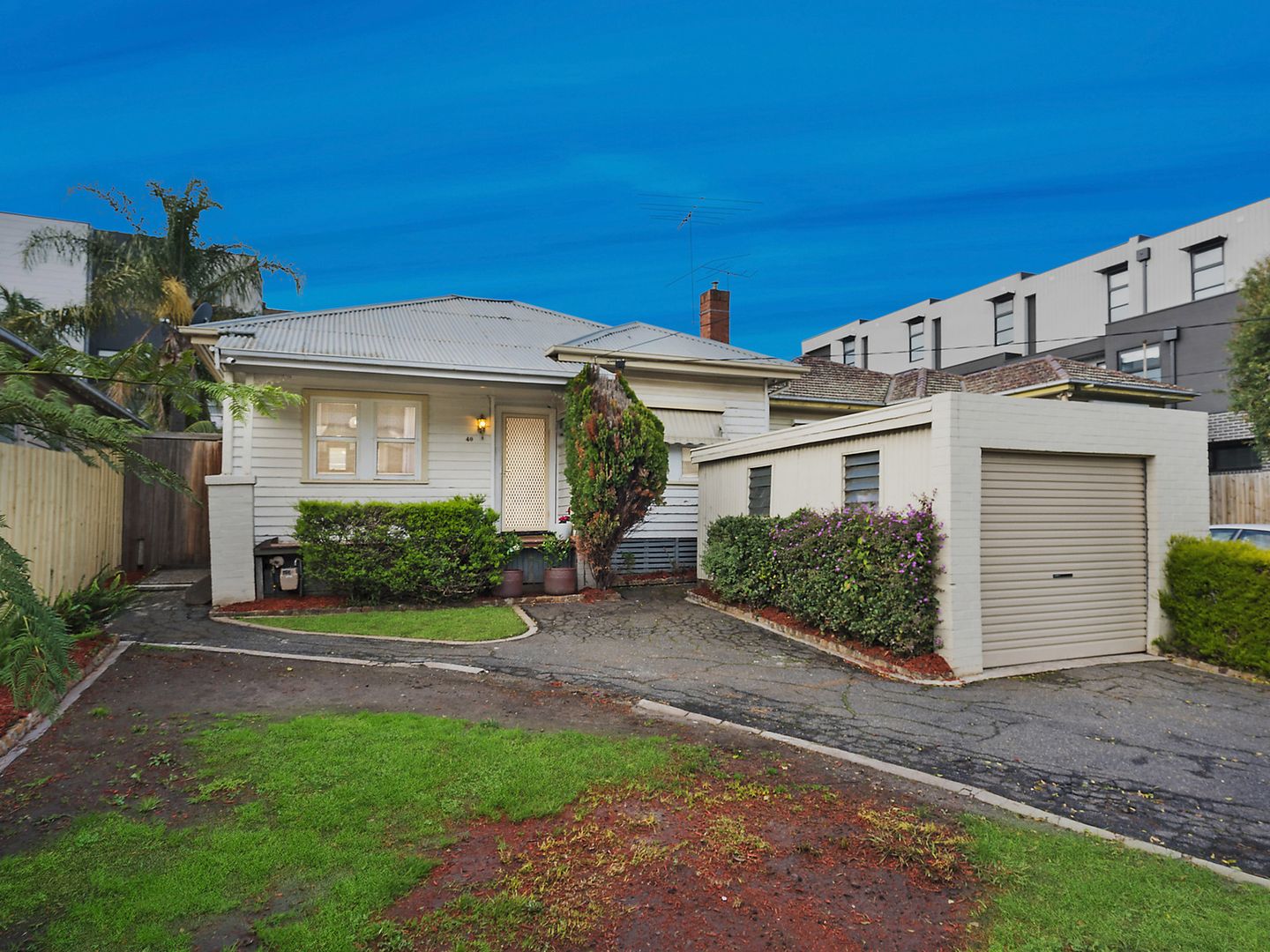 3 bedrooms House in 40 Burgundy Street PASCOE VALE VIC, 3044