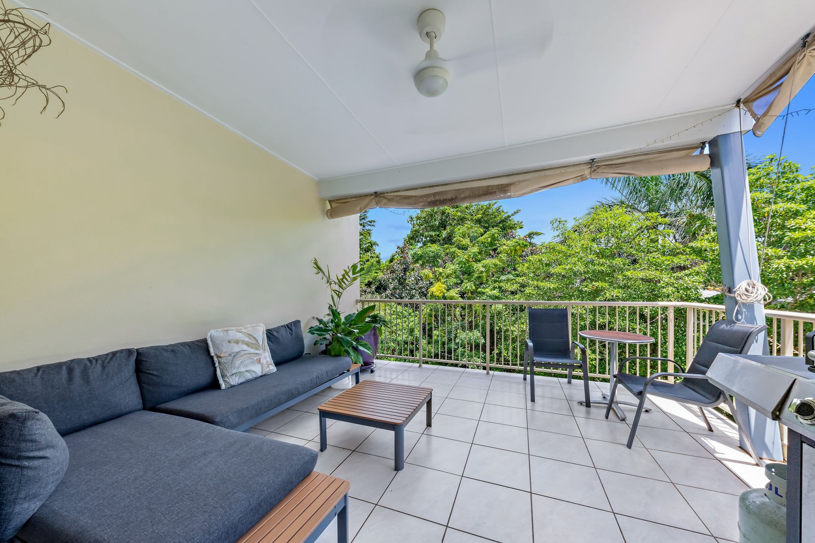 64/21 Shute Harbour Road, Cannonvale QLD 4802, Image 2