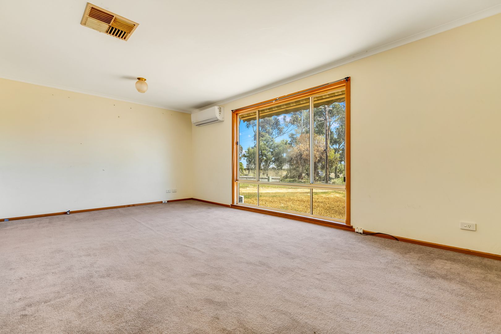 1378 Boonoonar Road, Colignan VIC 3494, Image 2