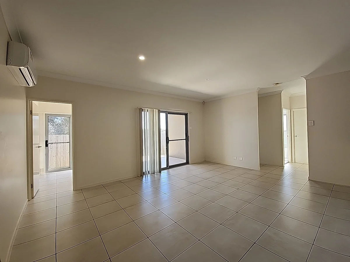 Additional image 11 of 2/11 Bulloo Street, Glenvale QLD 4350