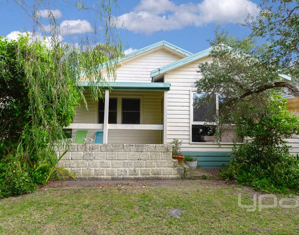 15 Mark Street, Rosebud VIC 3939