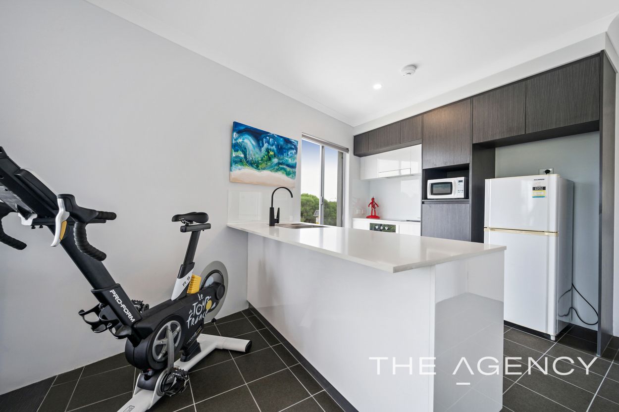 7/180 Bartram Road, Atwell WA 6164, Image 2